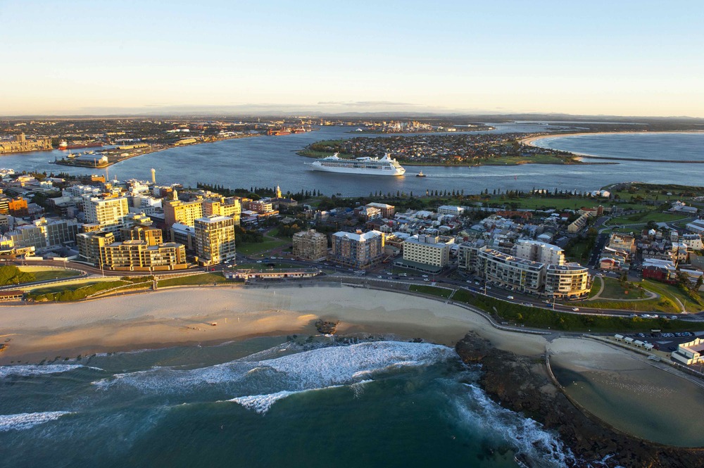 Aerial photograph of Newcastle and its harbour